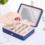 petite boite à bijoux avec miroir